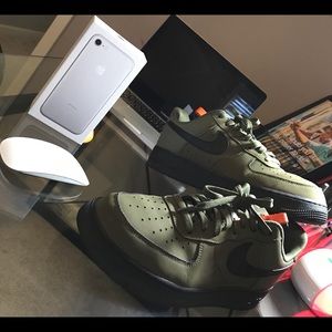 “Nike Air Force One” Olive Green/Black/Orange